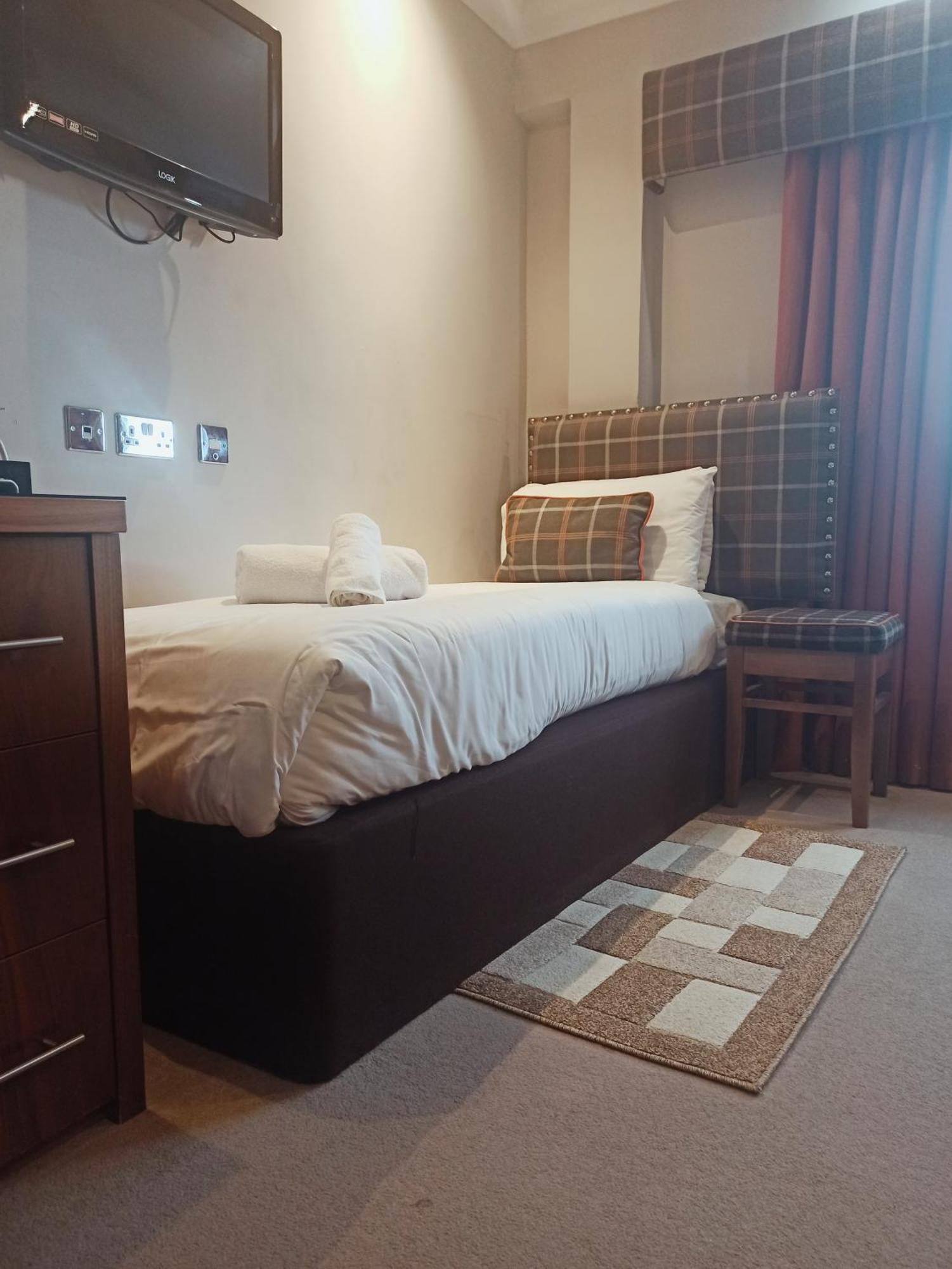 Anchor Hotel And Seabed Restaurant Тарбърт Екстериор снимка